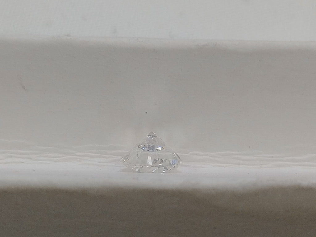 0.73 CT Natural Round Brilliant G SI2
