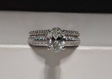 GIA Natural 1.95 TCW Oval Cut Bridal ring I VS2 EX VG