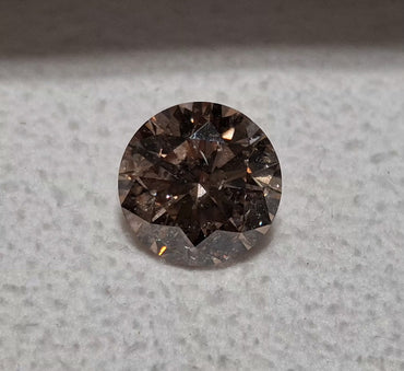 IGI 3.23 CT Natural Round Brilliant W-X SI2 XXX