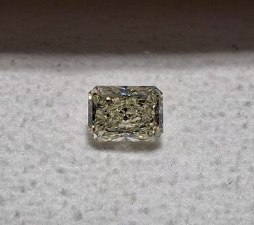 GIA 0.96 CT Natural Radiant Cut S-T Internally Flawless EX EX