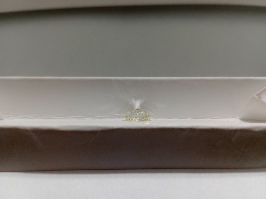 1.00 CT IGI Oval Cut Natural Diamond O SI2