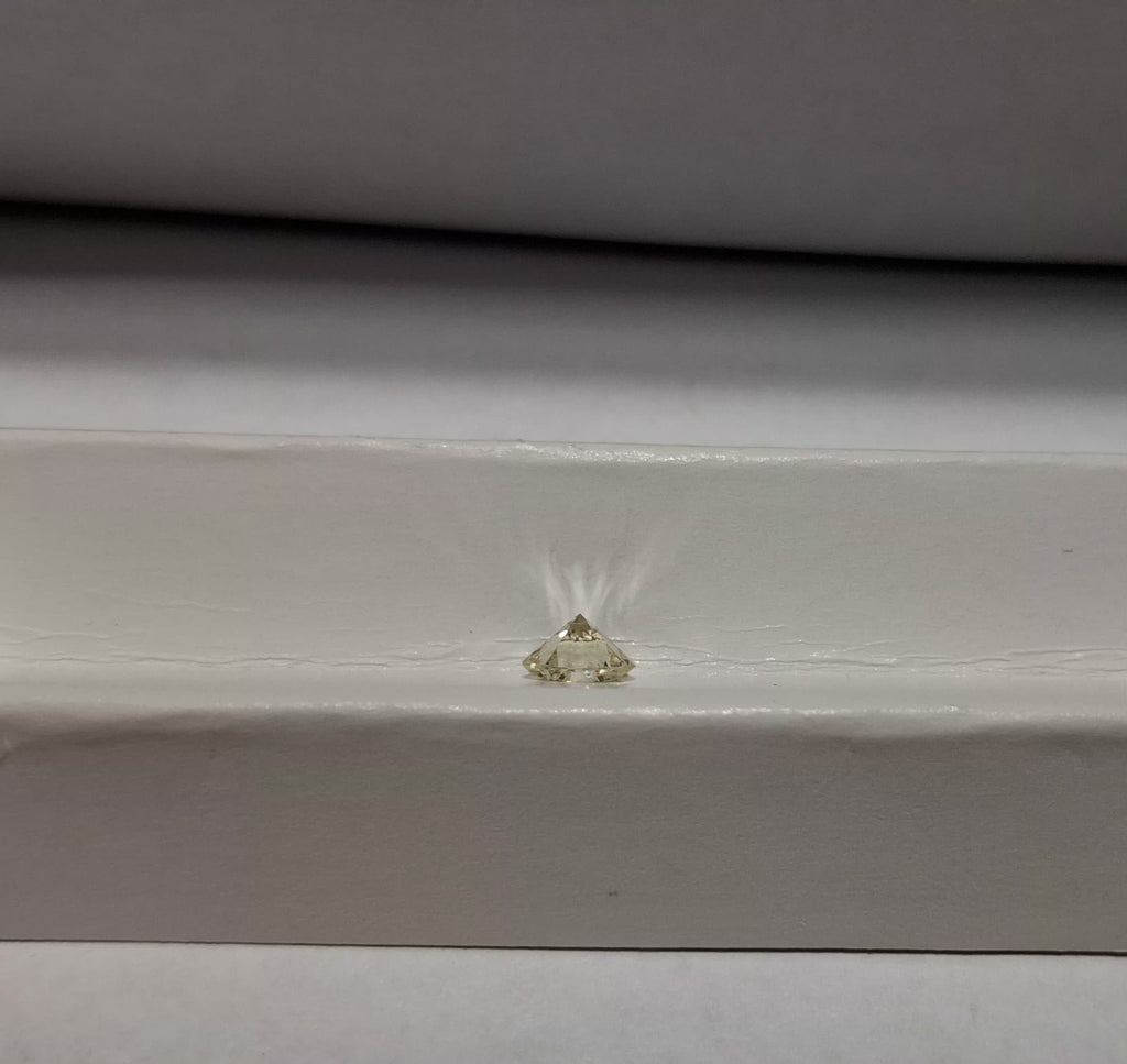 0.75 CT Natural Round Cut MN VS