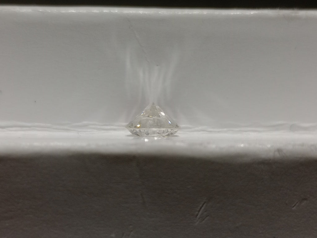 0.59 CT Round Natural Diamond G-H I1