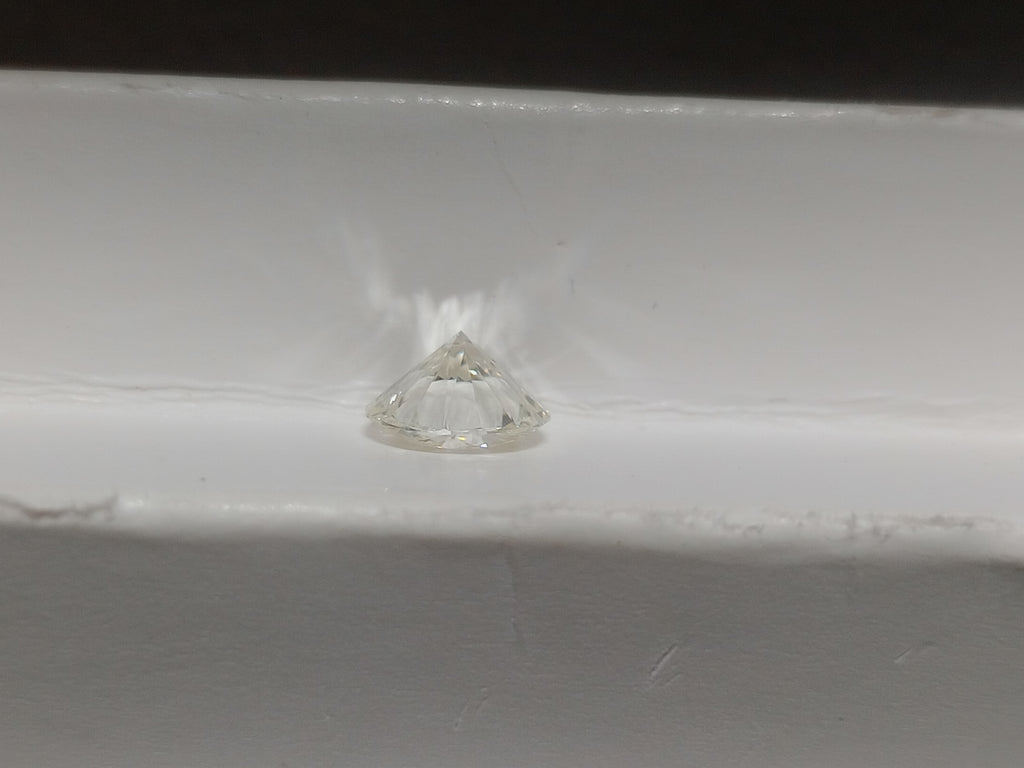 1.01 CT Round Brilliant Natural Diamond J-K SI2-I1