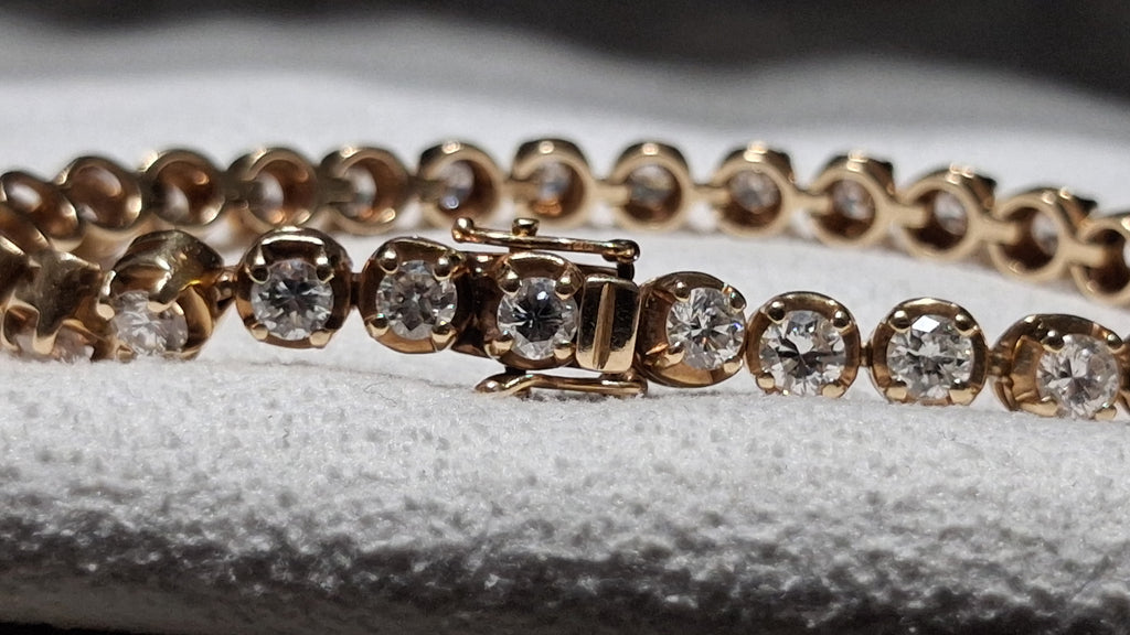 Bracelet 16.7 Grams 14k Gold - Est. 7CTW SI2-I2 White clean goods