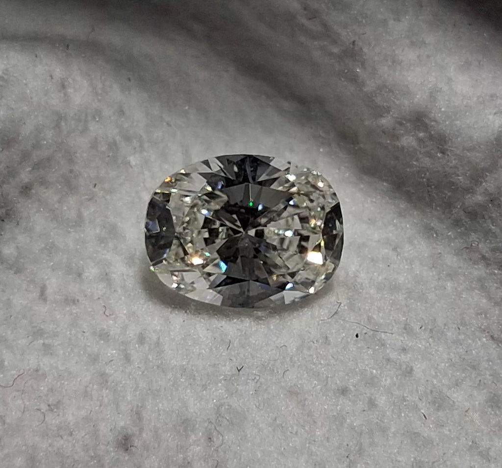 1.18 CT Oval Cut Natural Diamond I VS2
