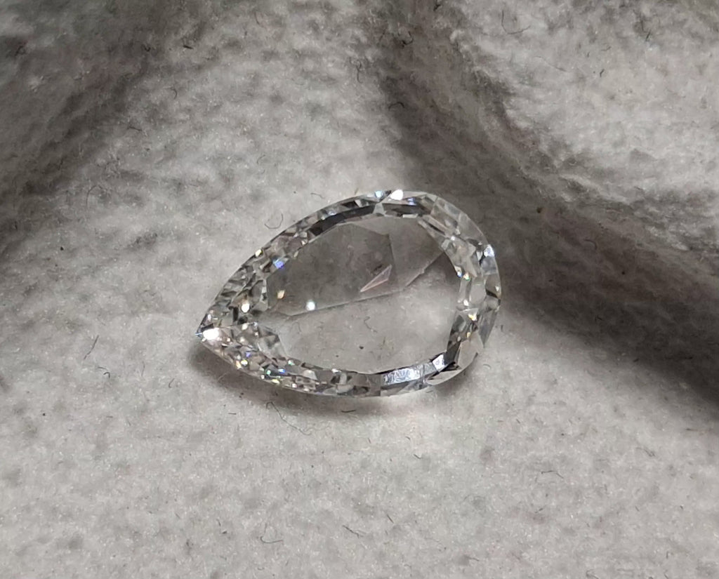 GIA 1.20 CT Natural Pear Mixed Cut E VS1 VG VG