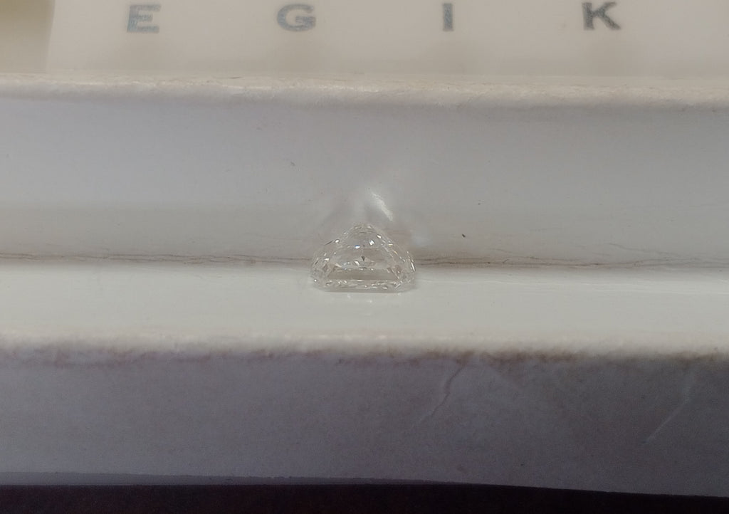 GIA 1.08 Radiant Cut Natural, I, VS2 -67
