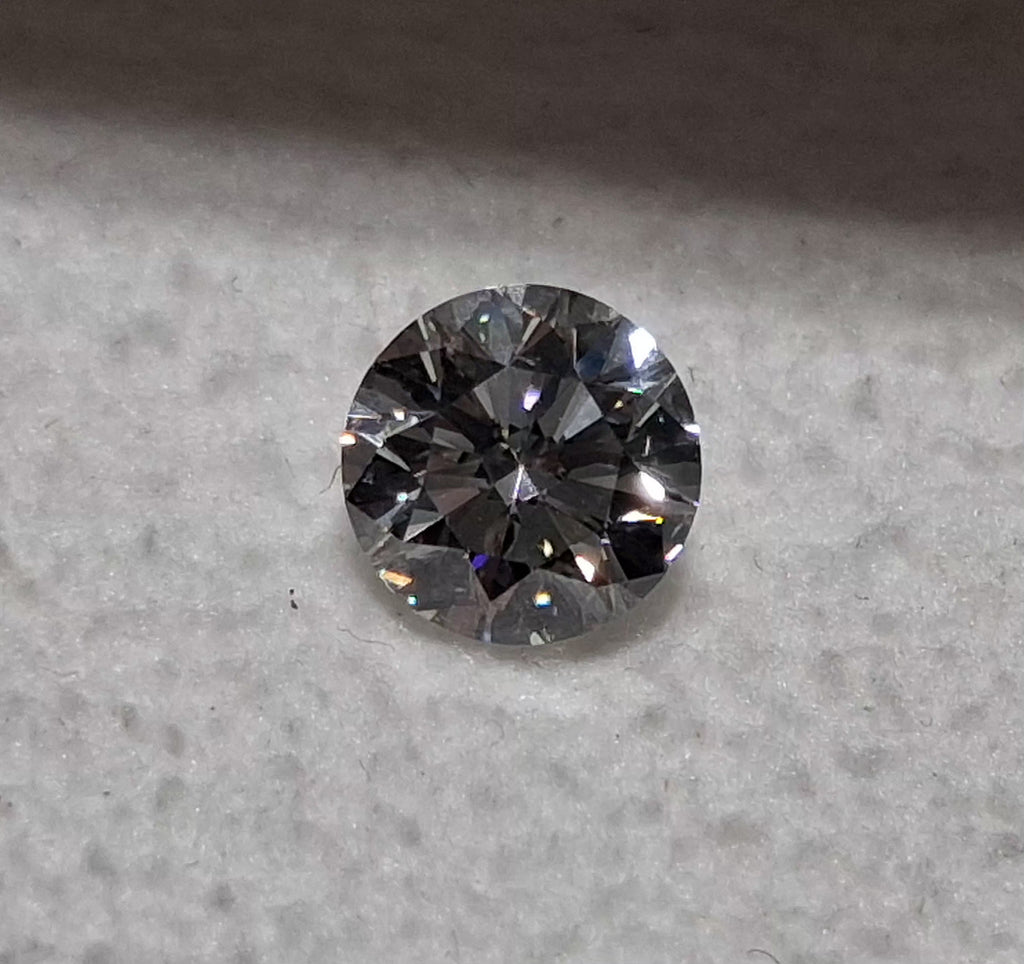 GIA 0.90 CT Natural RB H VS2