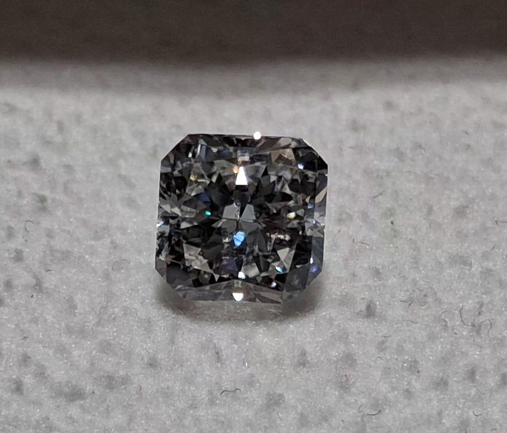 1.09 CT Natural Radiant Cut GH Nice I1