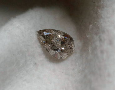 1.01 CT IGI Pear Shaped Natural Diamond I I1 XX