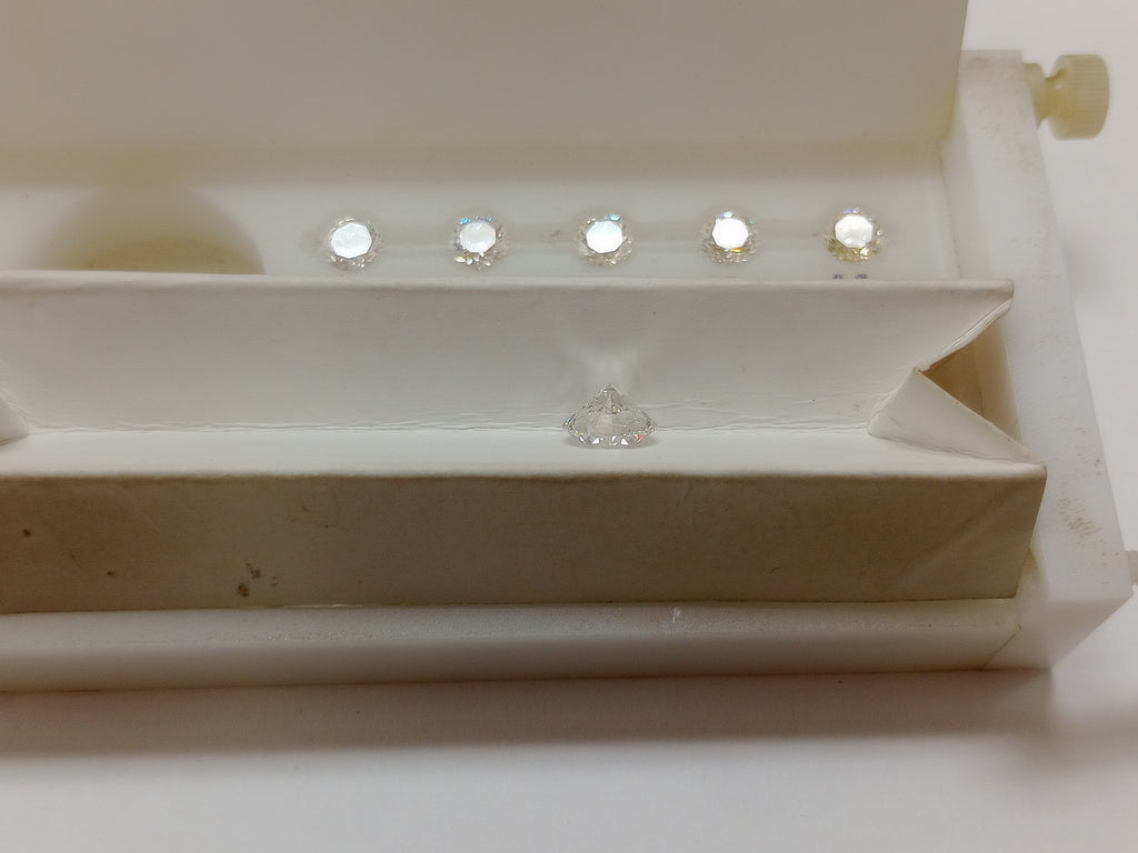 GIA 1.61 CT Natural Round Brilliant  F SI2