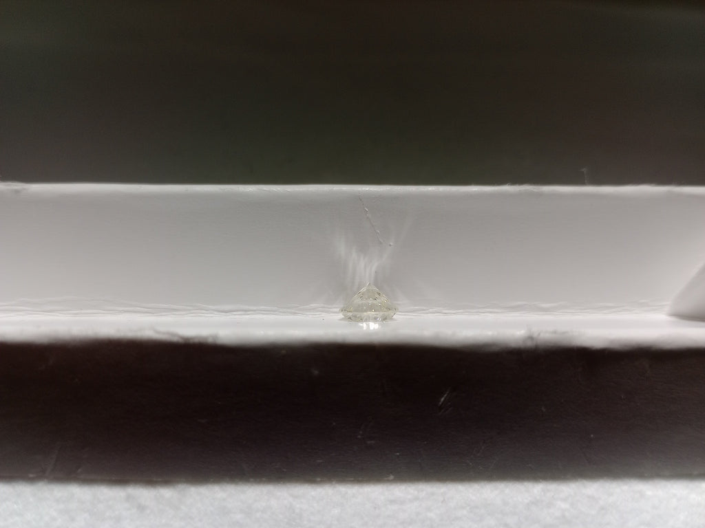 0.63 CT Round Brilliant Natural Diamond I-J SI1-SI2