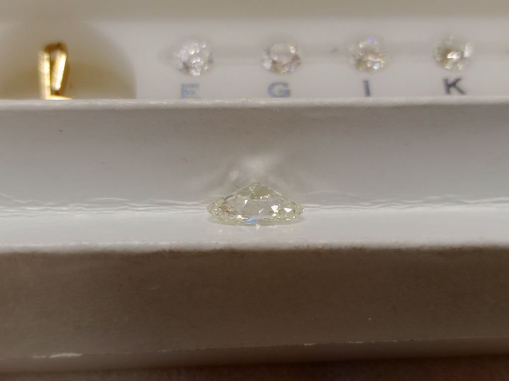 2.03 CT Oval I1 L-M