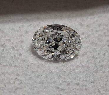GIA 1.70 CT Natural Oval Brilliant Cut H SI2 XX