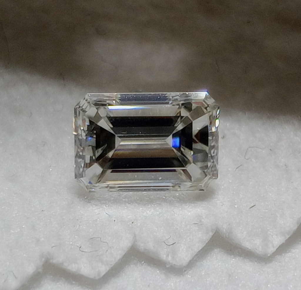 1.02 CT Emerald Cut Natural Diamond H-I VS