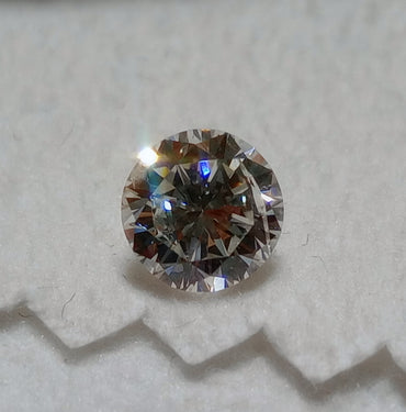 0.59 CT Round Natural Diamond G-H I1