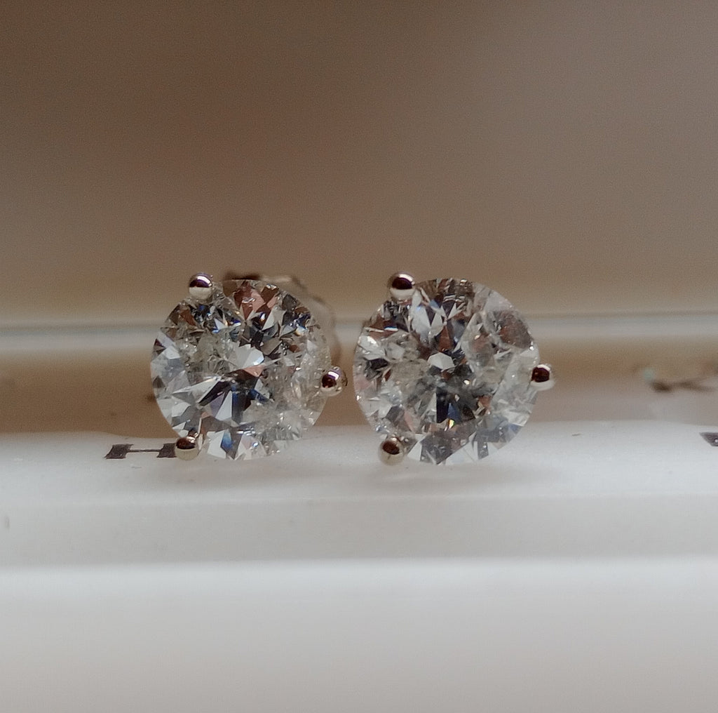 2.32 CTW Natural Round Brilliant Stud Match GHI I2