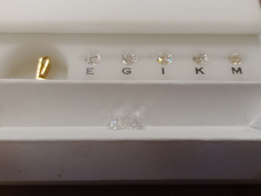 1.03 TCW F-G SI1-SI2 Natural Round Brilliant Cut Diamond Match