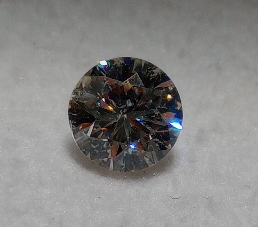 0.59 CT Round Brilliant Natural Diamond G-H I2