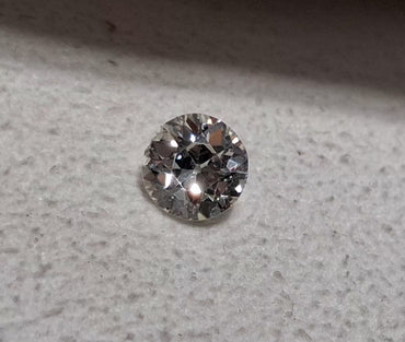 0.54 Old Euro HI SI2 broken diamond