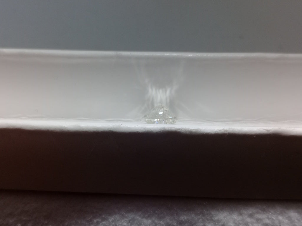1.08 CT Round Brilliant Natural Diamond I-J I2