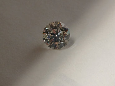 1.71 CT Round Brilliant Natural Diamond J Top I2
