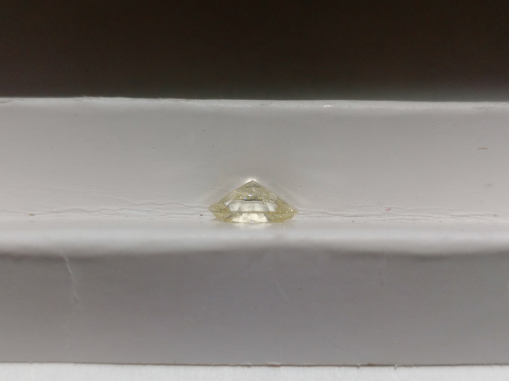 1.40 CT IGI Oval Shaped Natural Diamond W-X I1