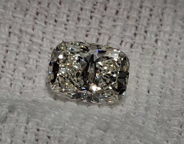 GIA 2.01 CT Natural Long Cushion J VS1 EX VG