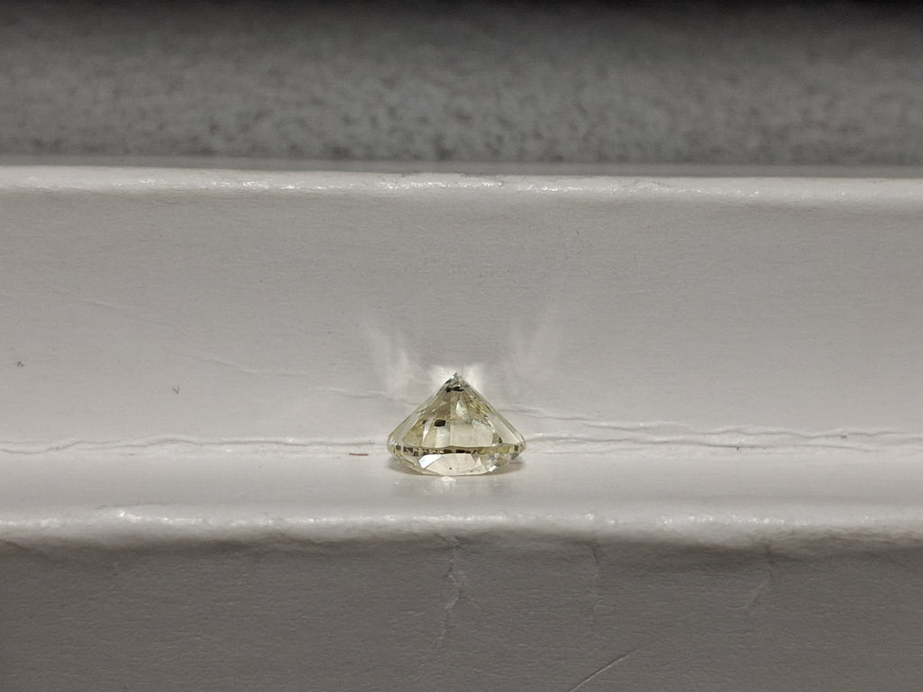 1.02 CT Natural Round Brilliant Cut NOP SI1-SI2