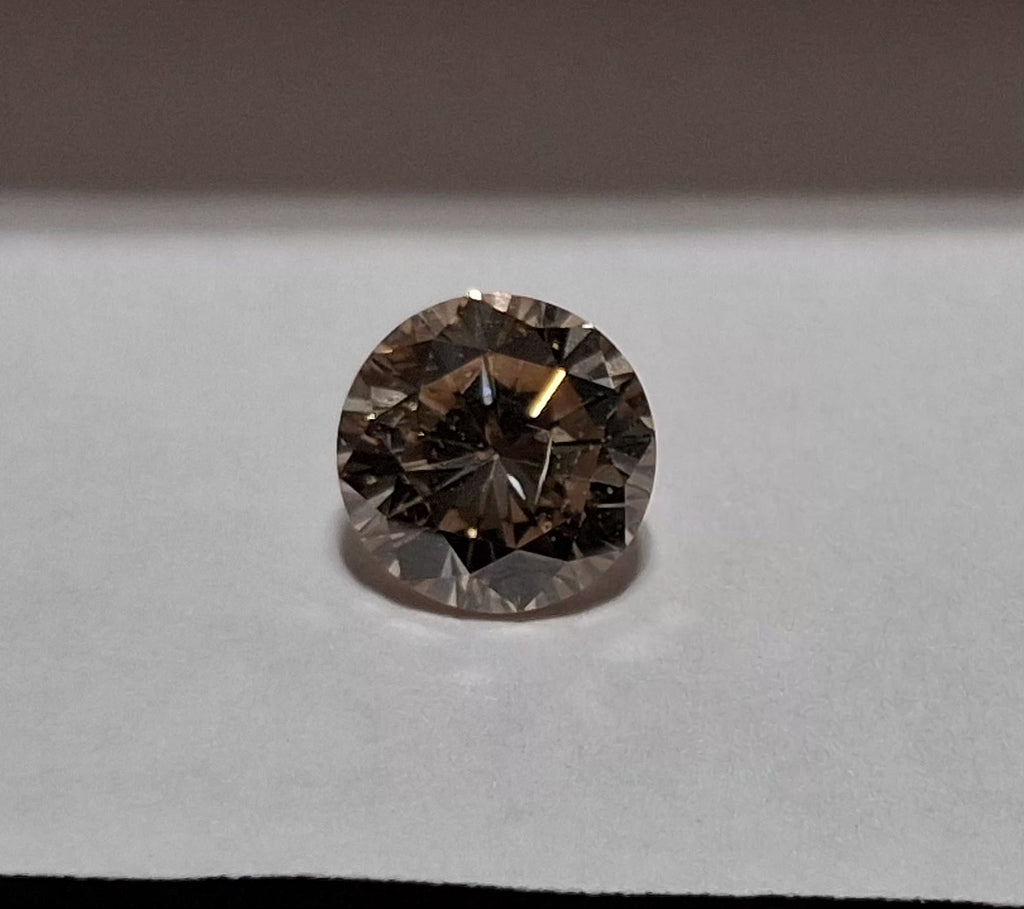 0.92 CT Natural Round Brilliant Brown SI2