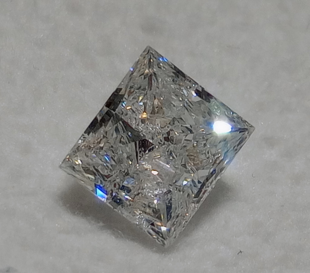 0.90 CT Princess Cut Natural Diamond E-F I2
