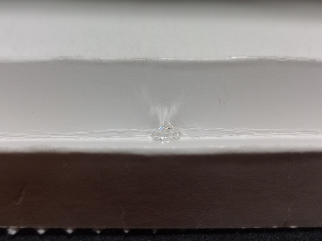 0.48 CT Round Brilliant Natural Diamond White VS