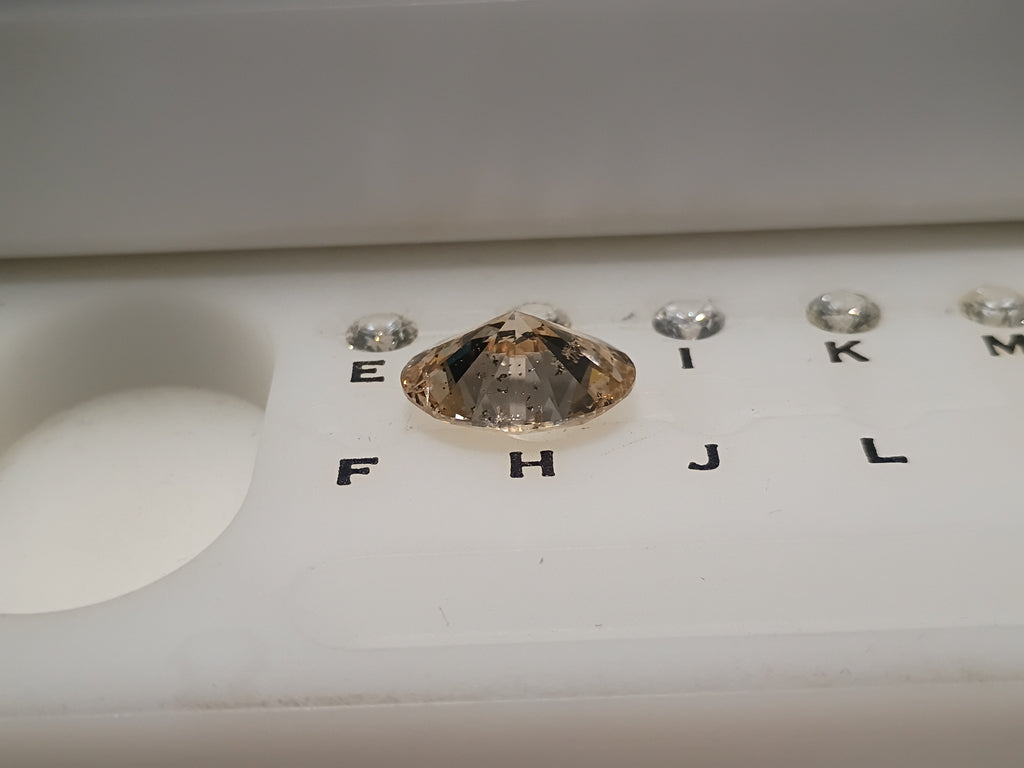8.01 CT IGI Oval Brilliant Natural Diamond W-X SI2