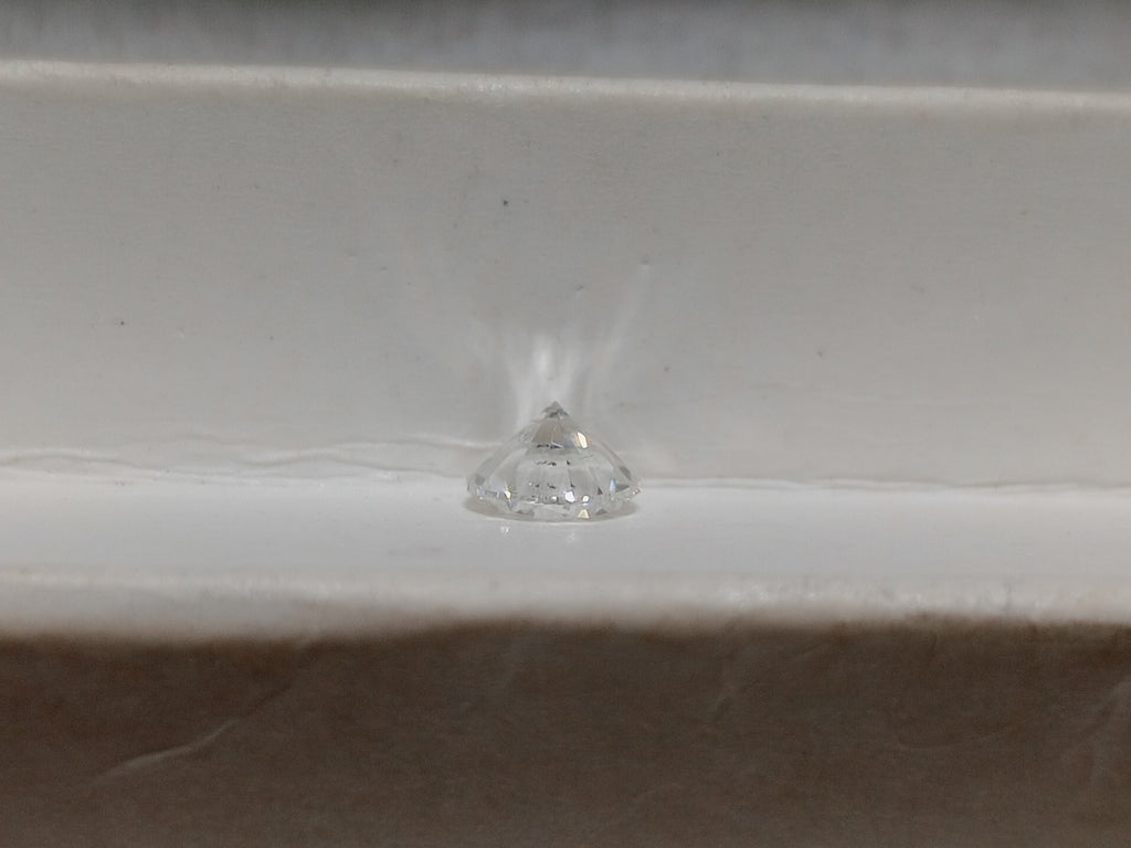0.50 CT Round Brilliant Natural Diamond G-H VS2-SI1