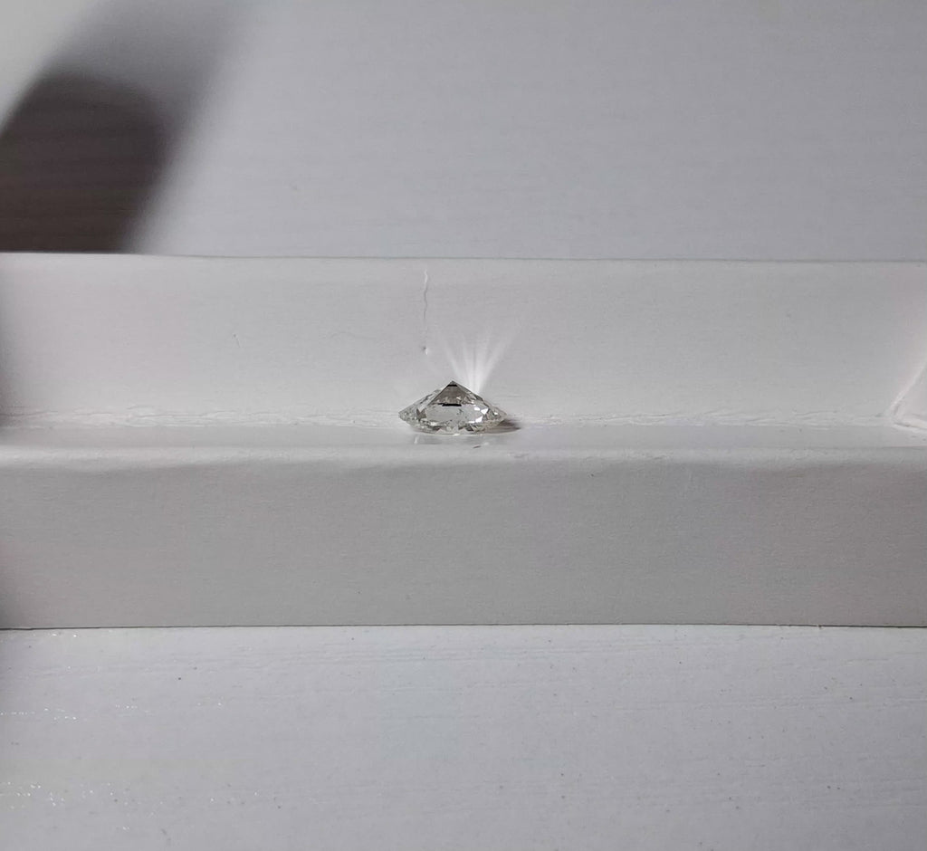 HRD 1.00 CT Natural Oval I I1