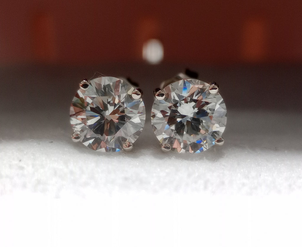 3.00CTW Natural Round Brilliant Stud Match H-I VS2-SI1
