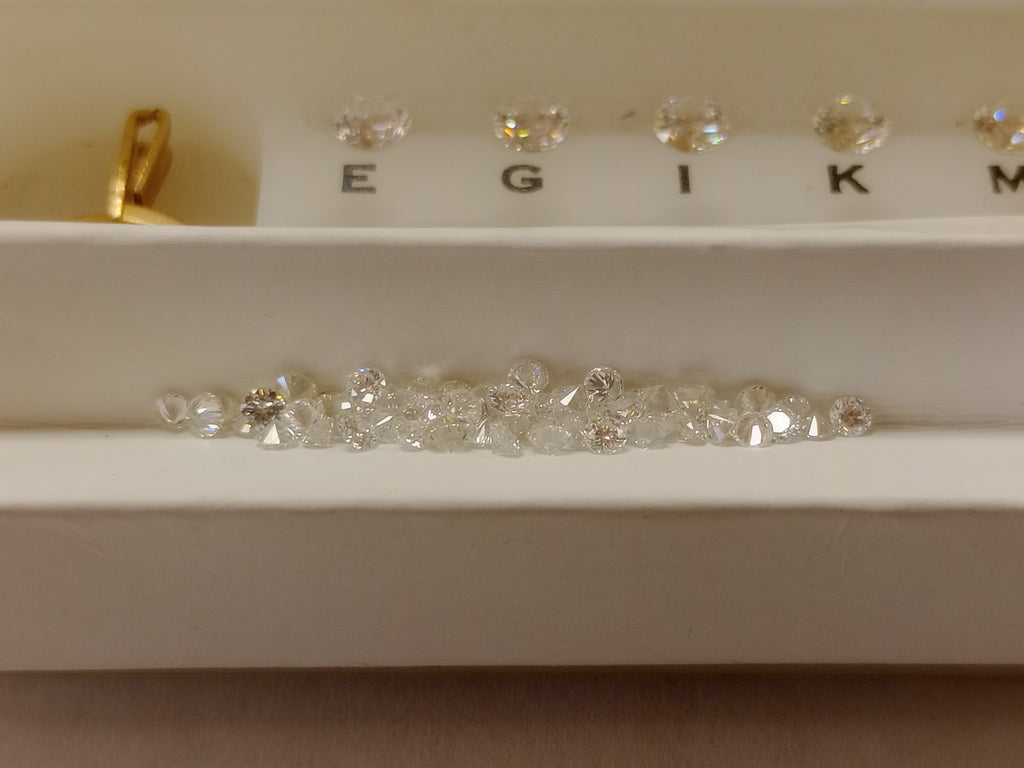 Natural Round Diamond Lot, SI-VS F-I Color 3.8 CTW (276 PC)