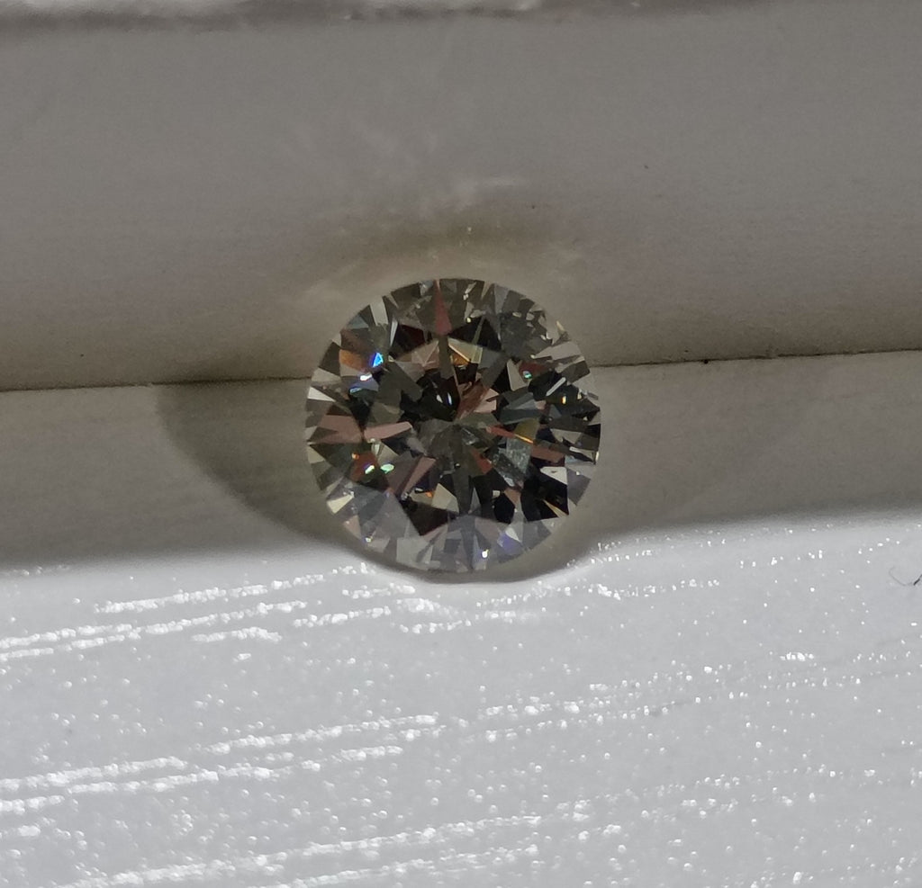 1.07 CT Round Brilliant Natural Diamond J-K SI2