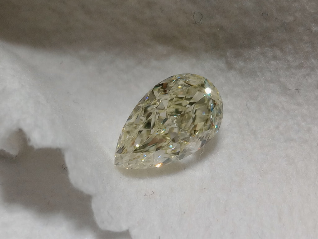 2.06 CT GIA Pear Modified Brilliant Natural Diamond U-V VS2