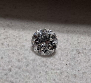 0.60 CT Natural RB FG SI1