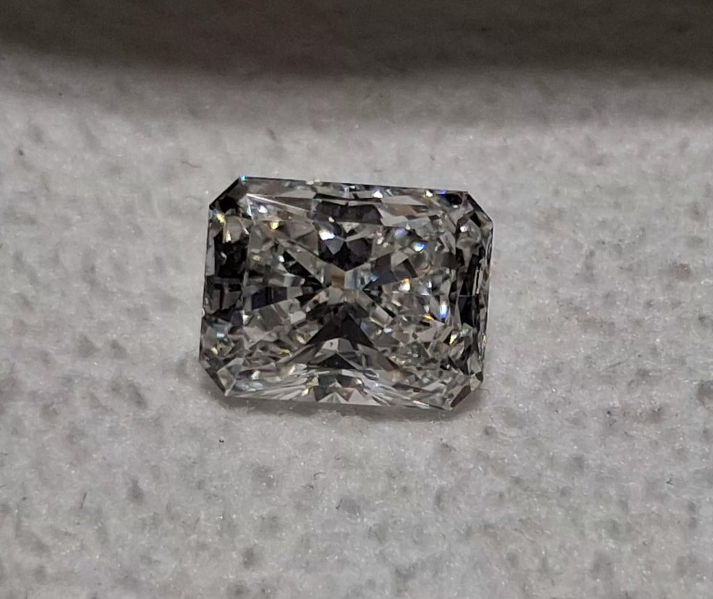 GIA 1.04 CT Natural Radiant G VS1 XX