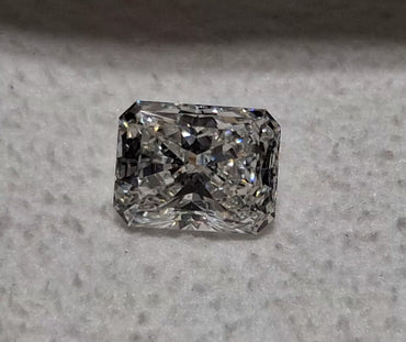GIA 1.04 CT Natural Radiant G VS1 XX