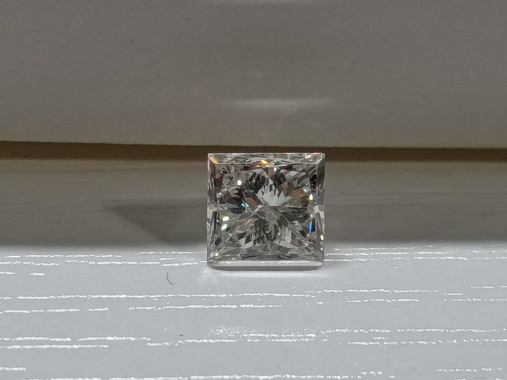 0.78 CT Princess Cut Natural Diamond I-J I1