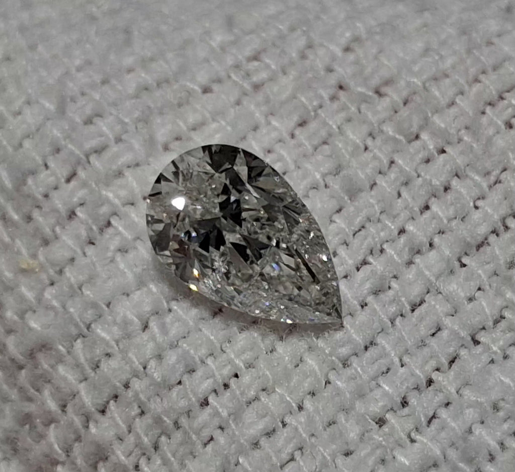 HRD 1.00 CT Natural Pear H I1 EX-VG