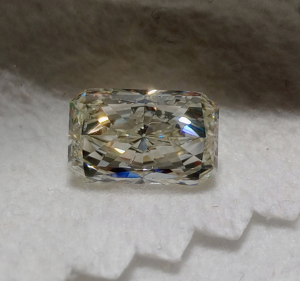 2.01 CT HRD Radiant Cut Natural Diamond J SI2